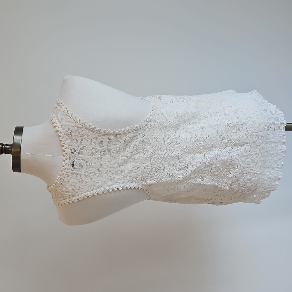 American Eagle Flowly Lace Tank - Picture 2 of 6